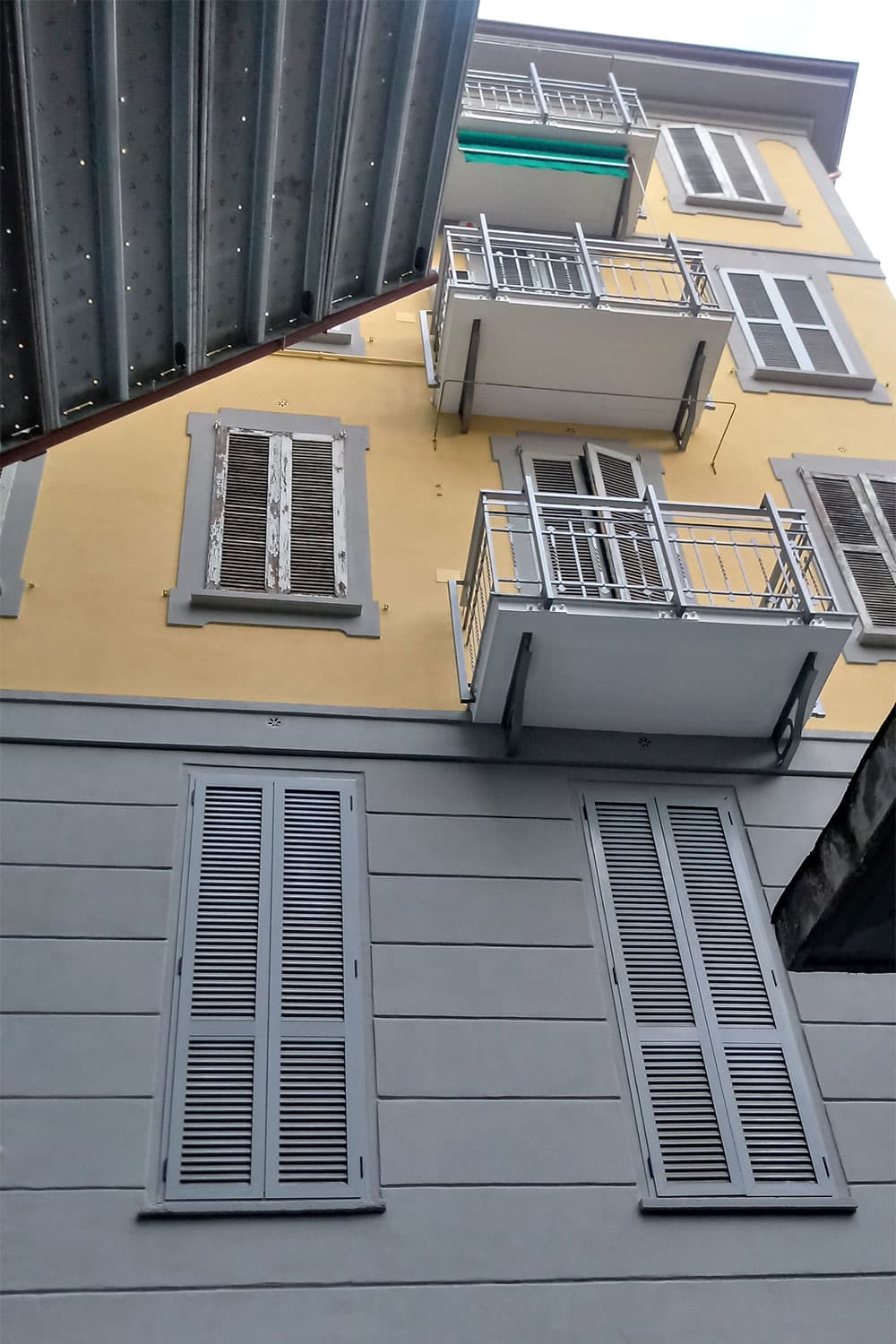 Cantiere in Via Marcello Malpighi, Milano. Riqualificazione prospetti di facciata lato cortile. Dopo i lavori
