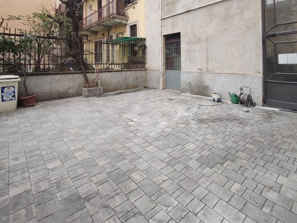 Condominio Via Bazzini 34 Milano. Rifacimento Cortile. Fine lavori